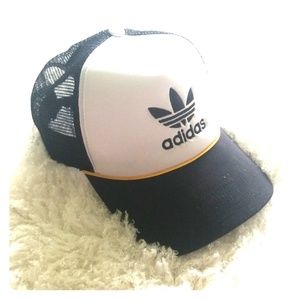 Adidas trucker hat adjustable mesh back